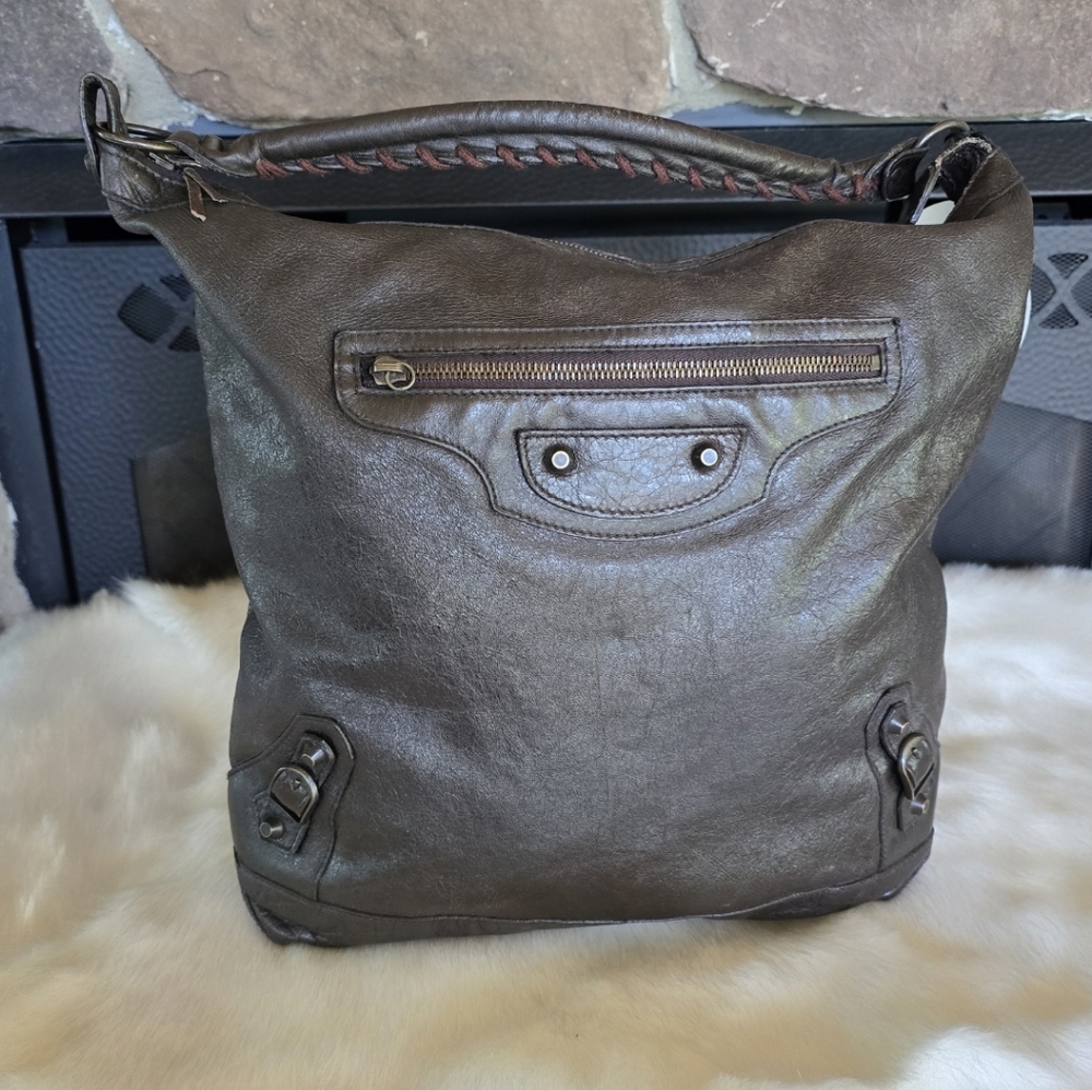 BALENCIAGA Agneau Classic Hardware Day Hobo Charbon